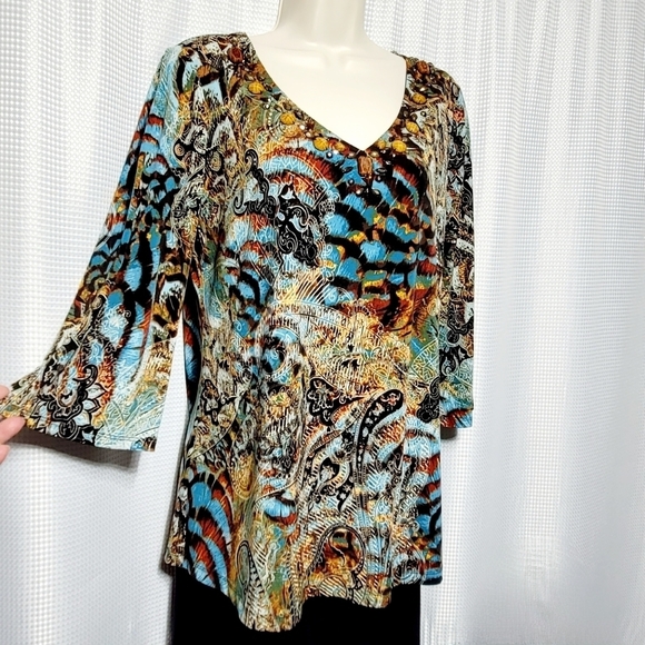 Roz & Ali Vibrant Beaded V-neck Bell Sleeve Blouse (MP) - Picture 3 of 10